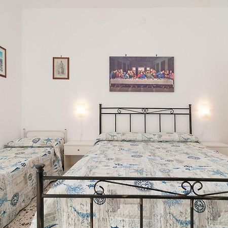 Bed and Breakfast Enea Castro  Экстерьер фото